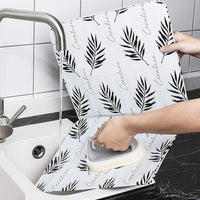 Set of 2Pcs Foldable Oil Splatter Screens Aluminium Foil Gas Stove Splash Proof Baffle Home Kitchen Cooking Gadgets White