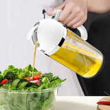 2-in-1 Oil Dispenser Oil Sprayer 550ml Oil Container with Scale for Cooking Kitchen White