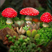 3Pcs Glow in The Dark Miniatures Mushroom Statue Luminous Mushroom Decor Fairy Garden Decor