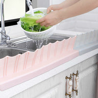 2Pcs Water Splash Guard Wash Basin Kitchen Gadgets Protector Sink Baffle Board Sucker