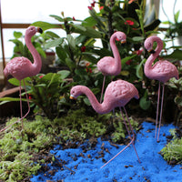 Set of 4Pcs Small Pink Flamingo Statue Landscape Decoration Set Yard Ornament Stakes